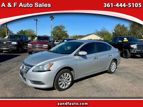 Used 2015 Nissan Sentra S image 1