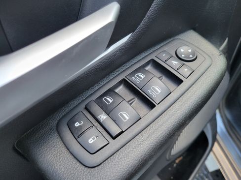 Used 2023 RAM 1500 Big Horn RWD image 13