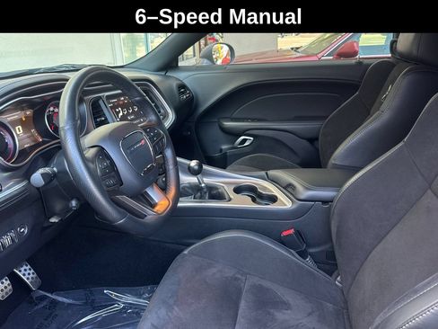 Used 2021 Dodge Challenger R/T Scat Pack RWD image 10