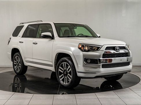 Used 2019 Toyota 4Runner Limited AWD/4WD image 11