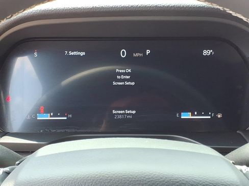 Used 2023 Jeep Grand Cherokee Limited w/ Luxury Tech Group II AWD/4WD image 18