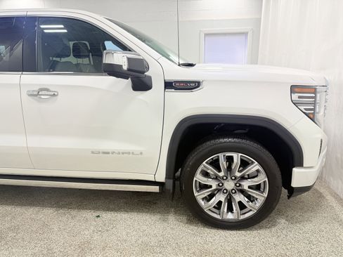 Used 2024 GMC Sierra 1500 Denali image 7