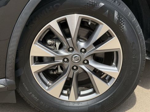 Used 2016 Nissan Murano SL FWD image 9