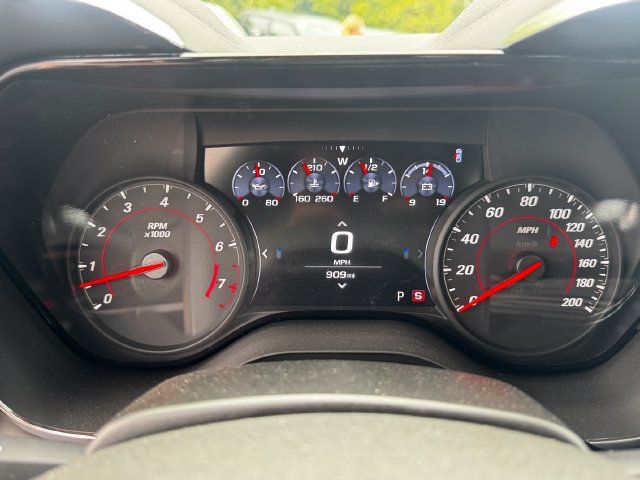 Used 2022 Chevrolet Camaro SS RWD image 32