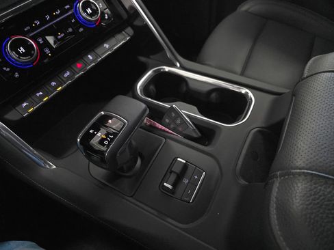 Used 2025 GMC Sierra 1500 Denali w/ Technology Package image 20