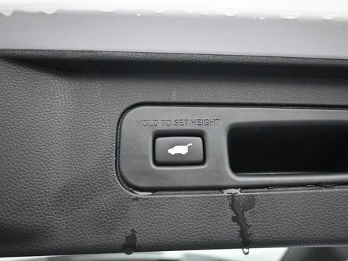 Certified 2023 Honda Pilot Elite image 25