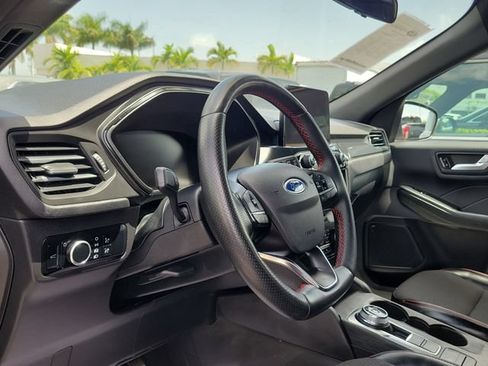 Used 2024 Ford Escape ST-Line AWD/4WD image 8