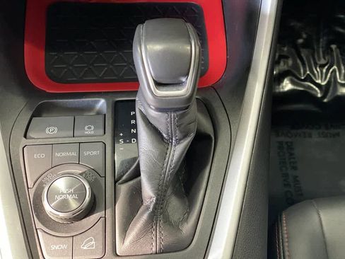 Used 2021 Toyota RAV4 TRD Off-Road AWD/4WD image 22