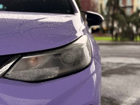 Used 2017 Chevrolet Cruze LT w/ Convenience Package image 12