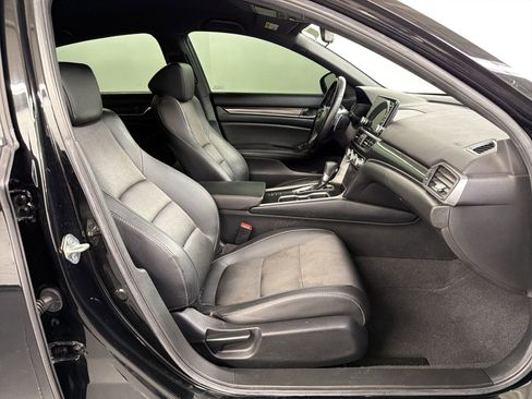 Used 2020 Honda Accord Sport image 30