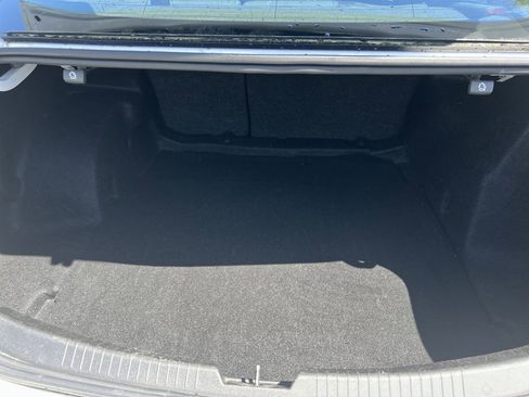 Used 2023 Chevrolet Malibu LT image 33