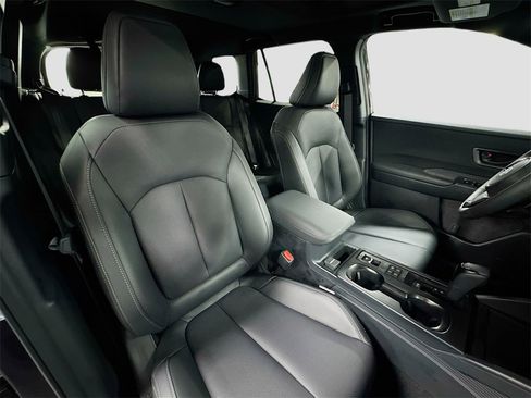 New 2026 Subaru Outback Limited XT image 28