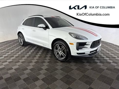 Used 2020 Porsche Macan AWD/4WD image 1