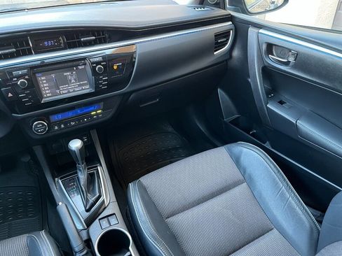 Used 2015 Toyota Corolla S w/ Protection Package FWD image 18