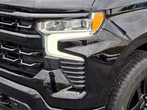 Certified 2023 Chevrolet Silverado 1500 RST w/ Z71 Off-Road Package AWD/4WD image 9
