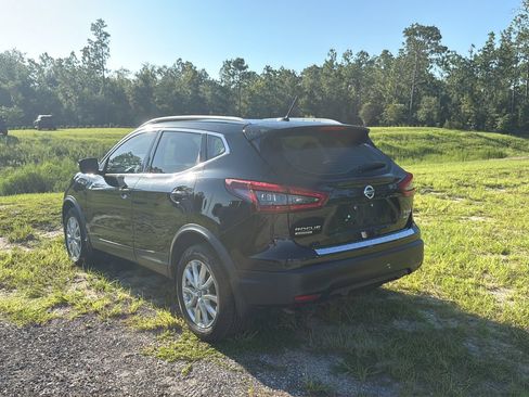 Used 2022 Nissan Rogue Sport SV AWD/4WD image 9