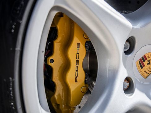 Used 2010 Porsche 911 Carrera S RWD image 17