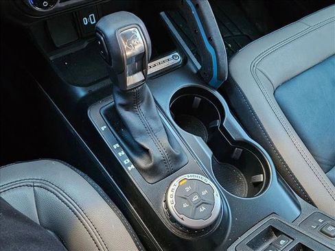 Used 2023 Ford Bronco Wildtrak image 12