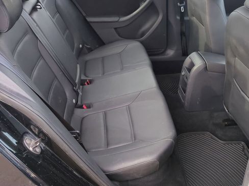 Used 2014 Volkswagen Jetta SE image 18