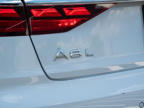 Used 2023 Audi A8 L 3.0T AWD/4WD image 22