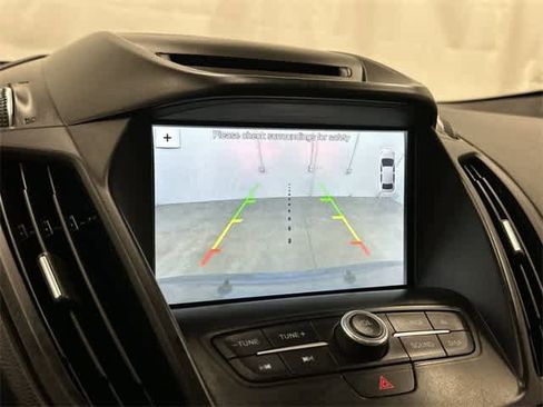 Used 2018 Ford Escape SEL image 23