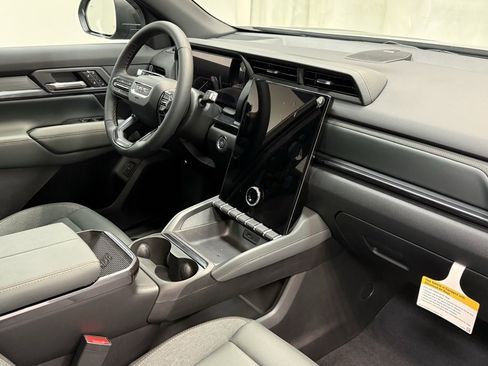 New 2026 GMC Terrain AT4 w/ Convenience Package III image 16