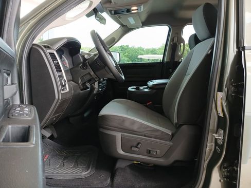 Used 2021 RAM 1500 Tradesman w/ Tradesman SXT Package AWD/4WD image 19