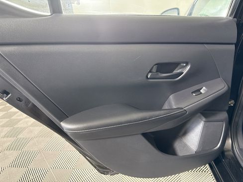 Used 2024 Nissan Sentra SV image 26