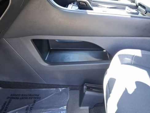Used 2025 Nissan Pathfinder SV AWD/4WD image 25