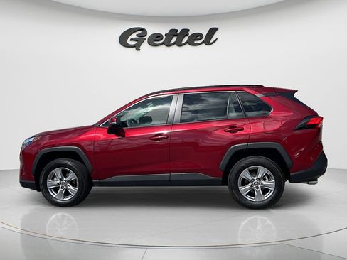 Used 2025 Toyota RAV4 XLE FWD image 8