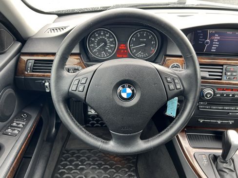 Used 2009 BMW 328i xDrive Wagon AWD/4WD image 23