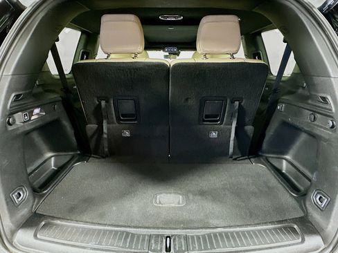 Used 2023 Jeep Grand Cherokee L Limited w/ Luxury Tech Group II image 31