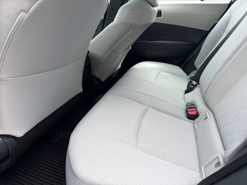 Used 2026 Toyota Corolla Cross L FWD image 21