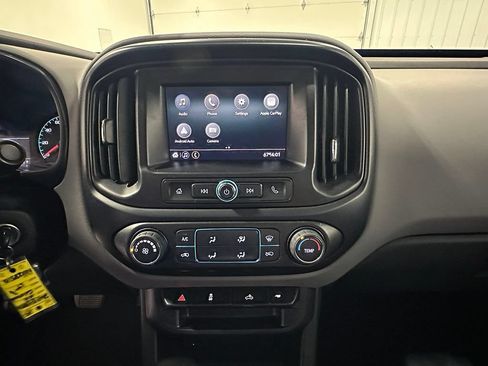 Used 2022 Chevrolet Colorado W/T w/ Custom Special Edition AWD/4WD image 31