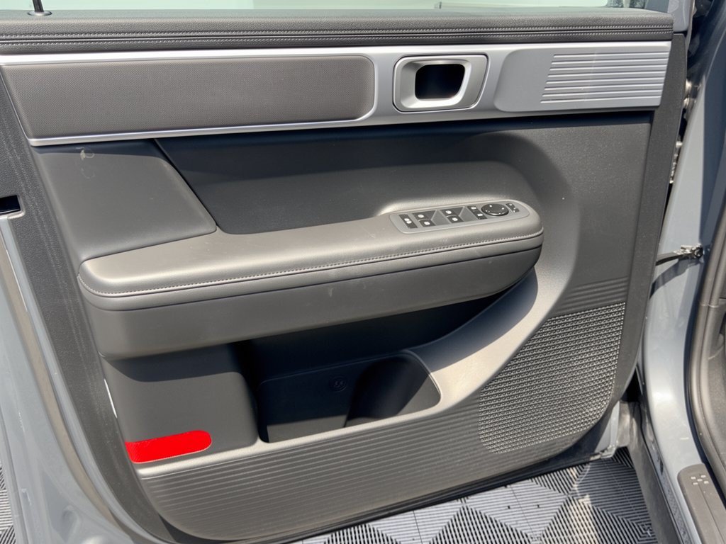 Used 2026 Hyundai Santa Fe SEL FWD image 14