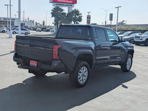 Used 2024 Toyota Tacoma SR5 image 8