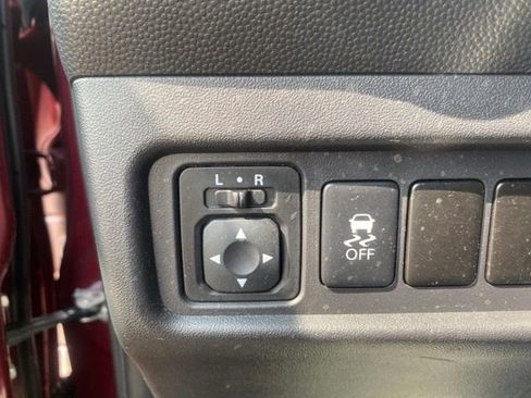 Used 2018 Mitsubishi Mirage ES FWD image 21