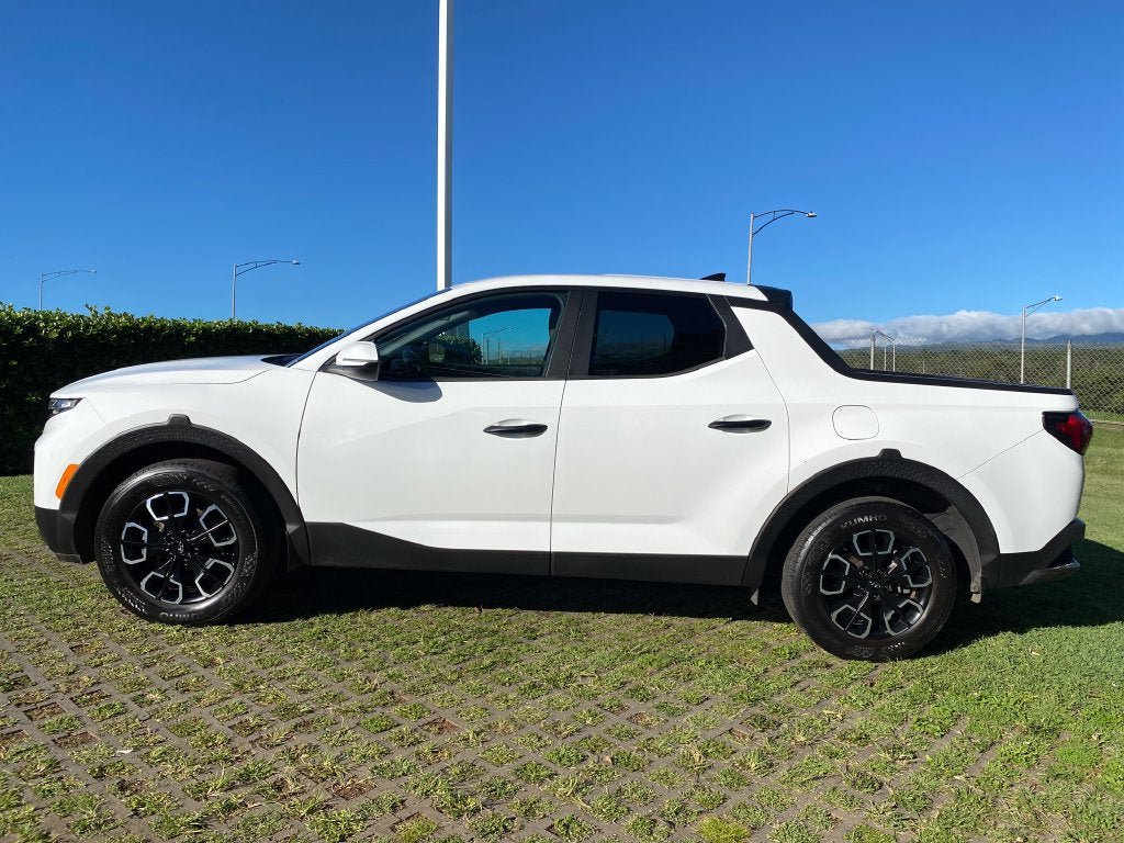Certified 2022 Hyundai Santa Cruz SEL AWD/4WD image 4