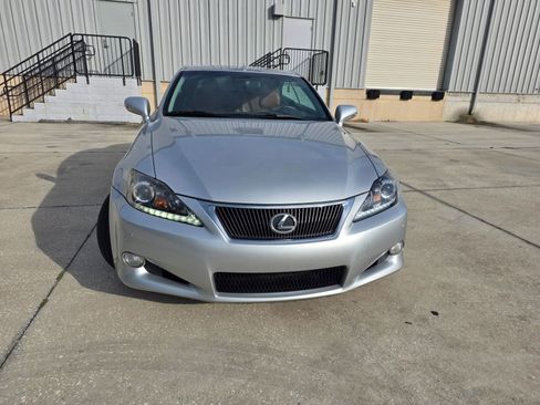 Used 2012 Lexus IS 250C w/ Luxury Pkg RWD image 12