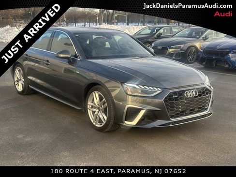Used 2023 Audi A4 2.0T Premium Plus w/ Premium Plus Package image 3