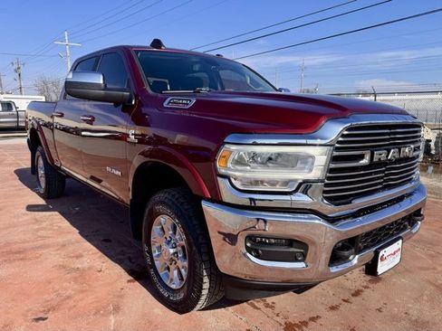 Used 2019 RAM 2500 Laramie image 3