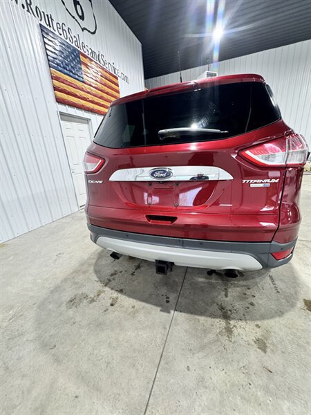 Used 2015 Ford Escape Titanium AWD/4WD image 5