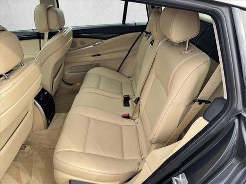 Used 2013 BMW 535i Gran Turismo xDrive image 16
