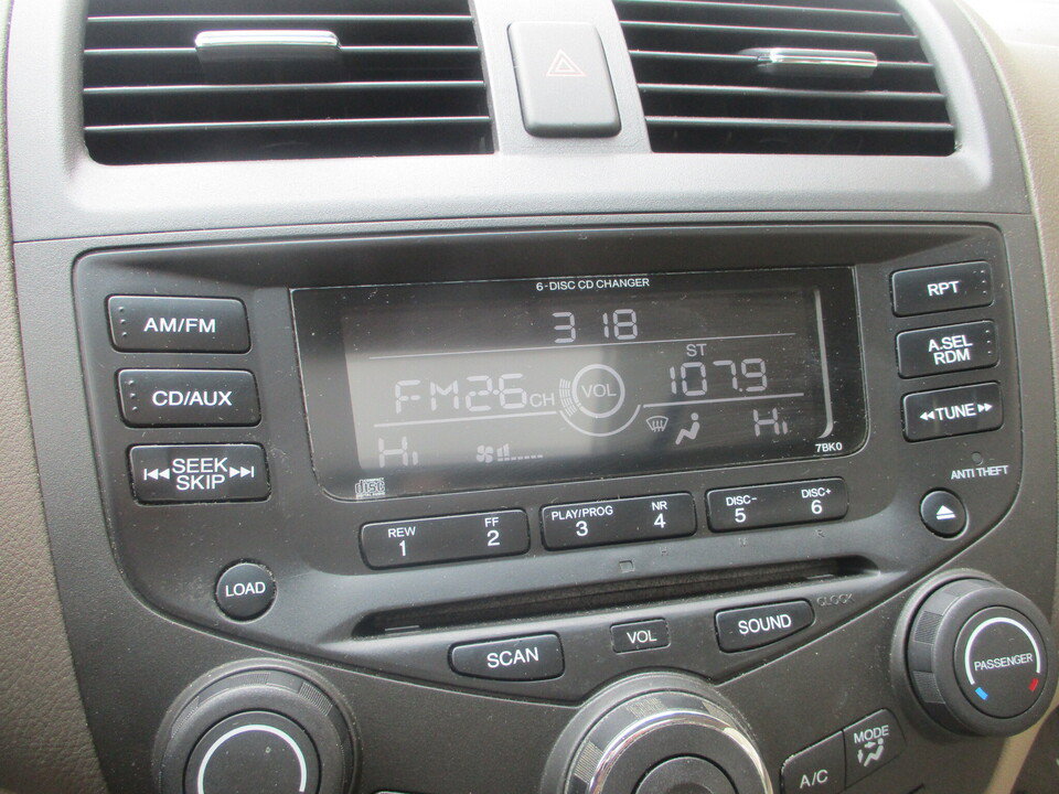Used 2003 Honda Accord EX image 29