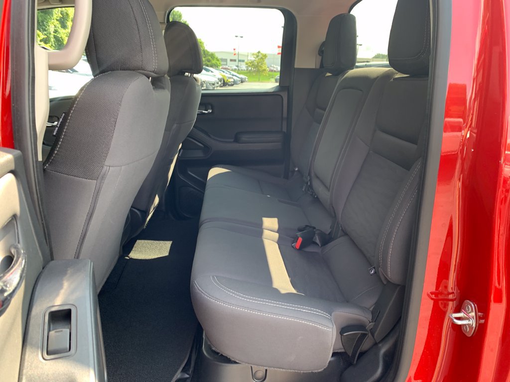 Used 2024 Nissan Frontier SV w/ Technology Package AWD/4WD image 22