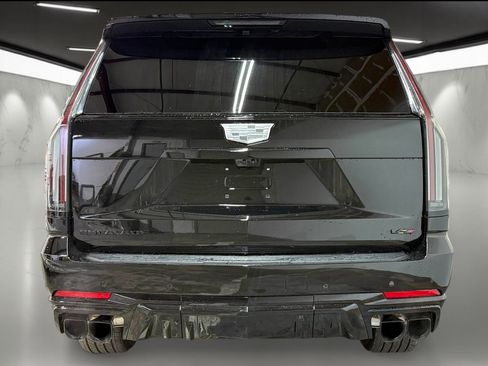 New 2026 Cadillac Escalade ESV V w/ LPO, ONYX Package image 8