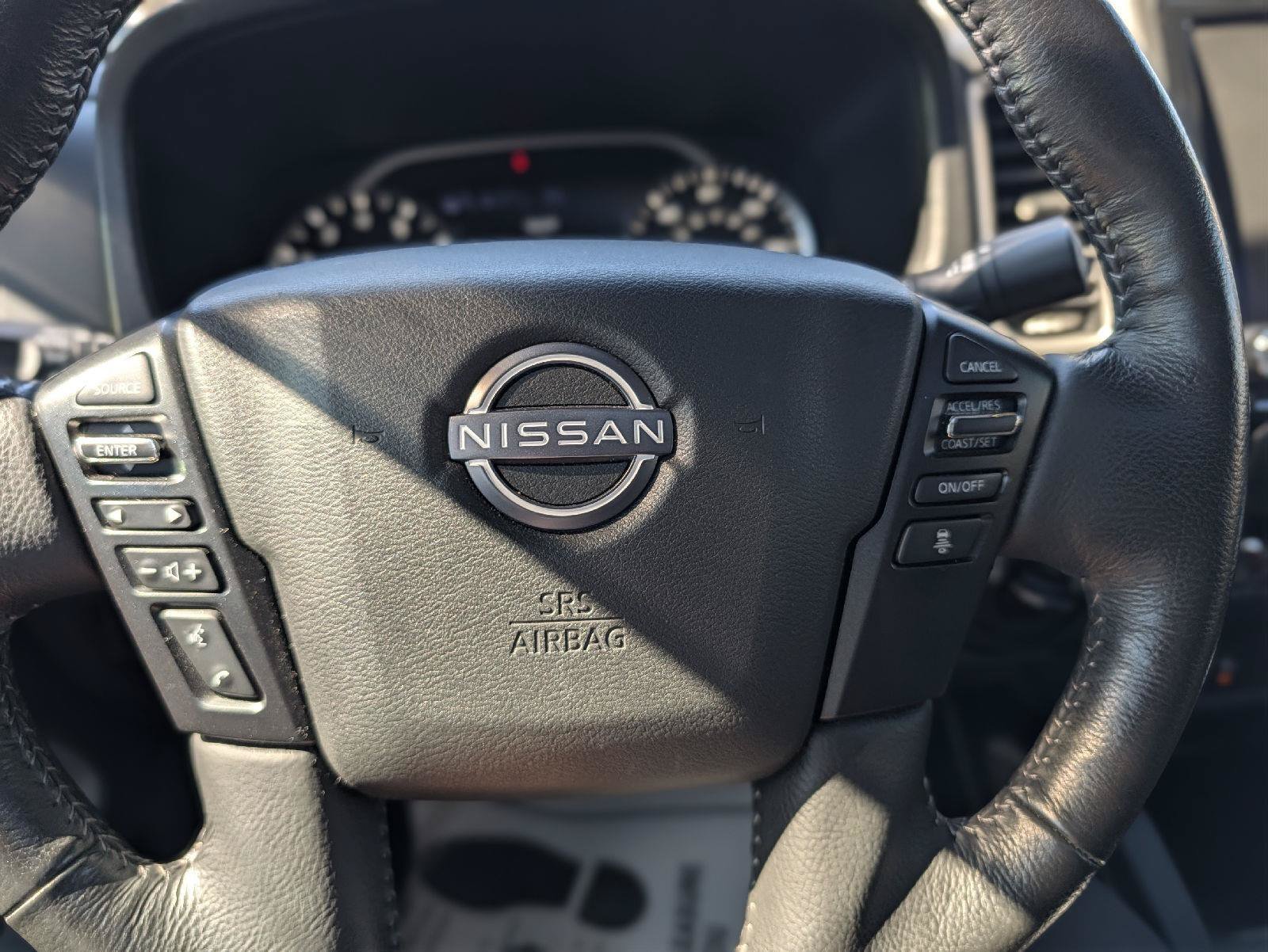 Used 2024 Nissan Frontier SL w/ Technology Package AWD/4WD image 22