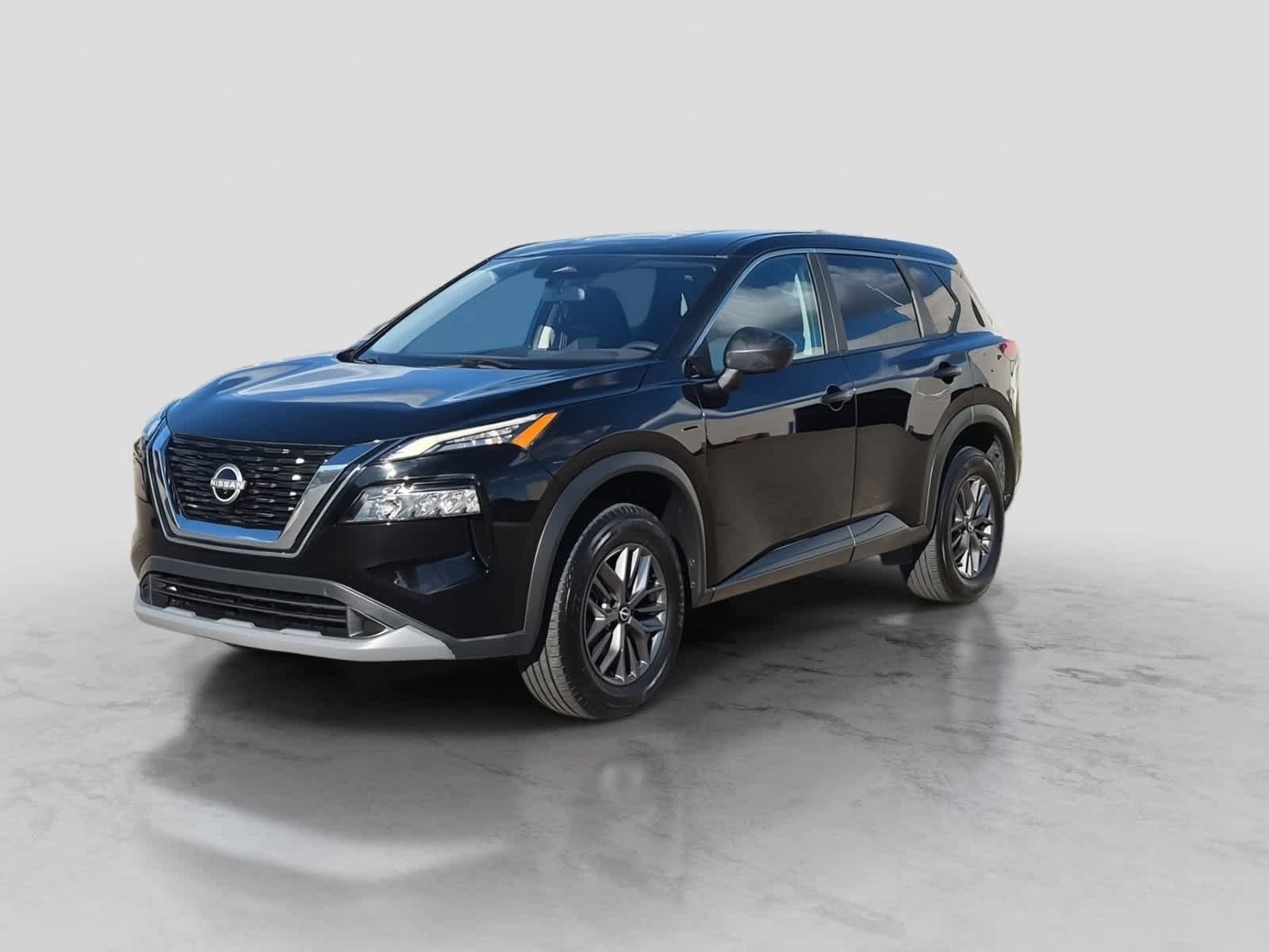Used 2023 Nissan Rogue S FWD image 4