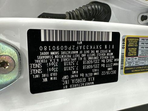 Used 2023 Kia Sportage EX image 32