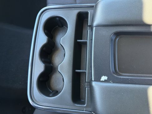 Used 2019 Chevrolet Silverado 1500 LD LT image 22